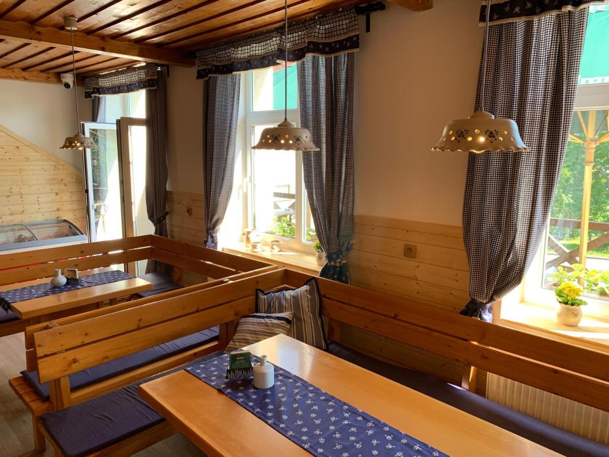 Penzion A Restaurace Vyhlidka Железна-Руда Экстерьер фото