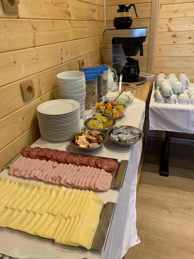 Penzion A Restaurace Vyhlidka Железна-Руда Экстерьер фото