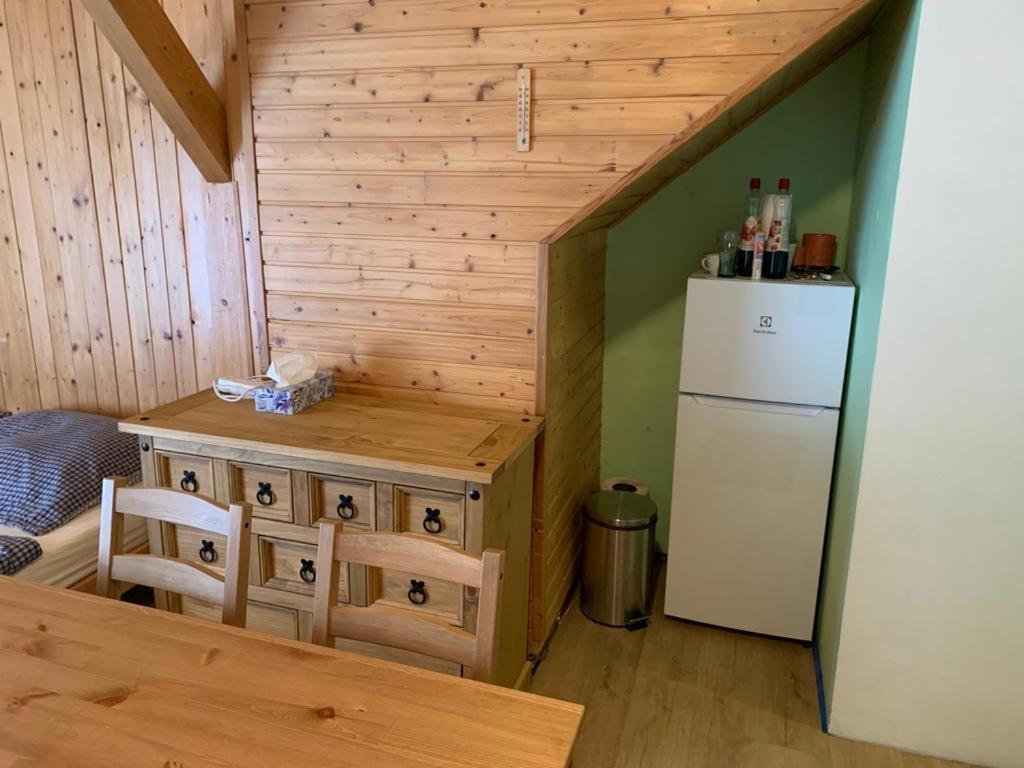 Penzion A Restaurace Vyhlidka Железна-Руда Экстерьер фото
